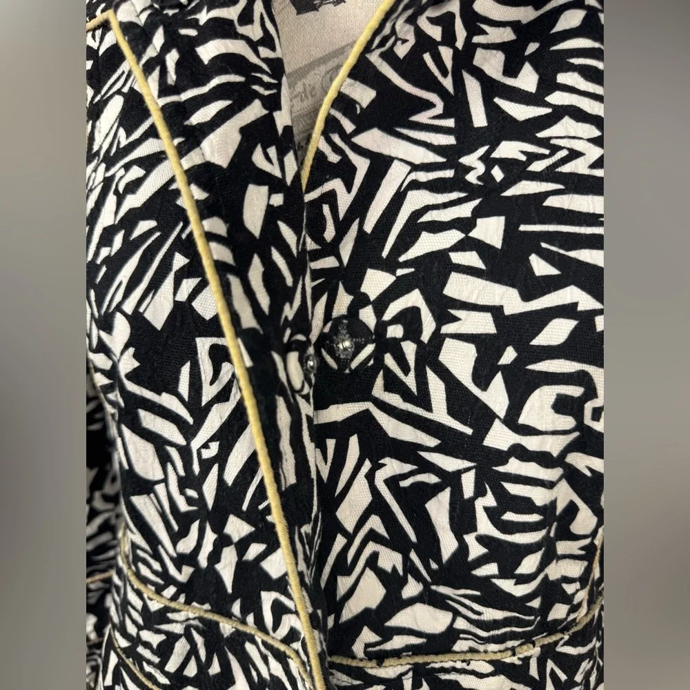 Sharon Young Abstract Print Jacket Size 8 Black White Career Chic Coat - Picture 3 of 14
